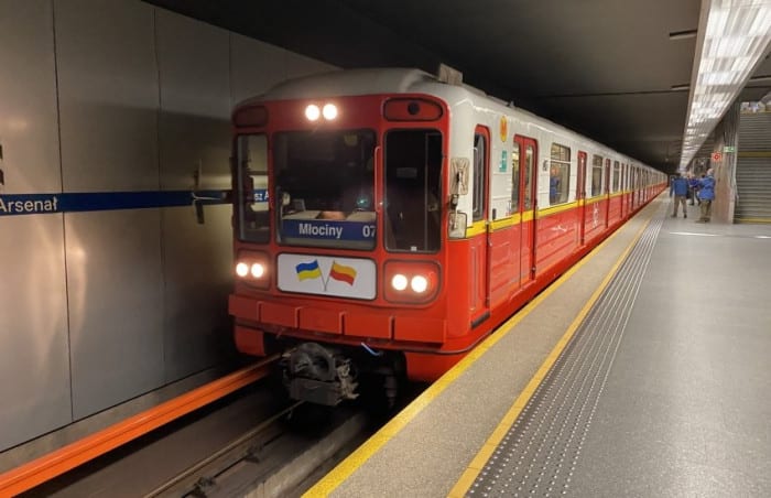 Варшава передасть Харкову два потяги метро