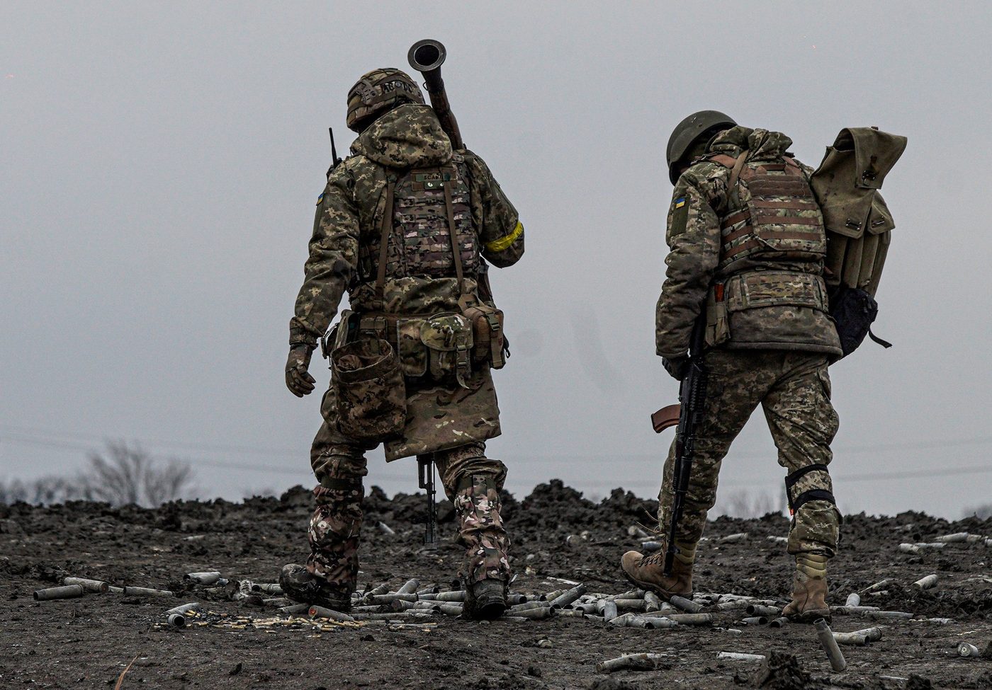 Воїни 72 ОМБр за допомогою дрона знищили транспорт окупантів (ВІДЕО)