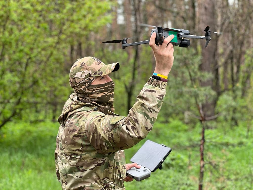 Під Бахмутом бійці 92 ОМБр знищили ворожу БМП (ВІДЕО)
