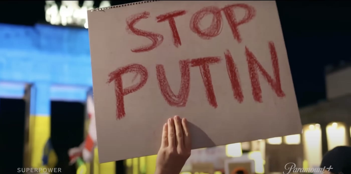 Презентували перший трейлер документального фільму Шона Пенна про війну в Україні (ВІДЕО)