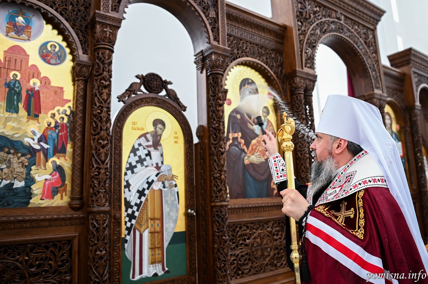 Митрополит Епіфаній у Бучі освятив іконостас