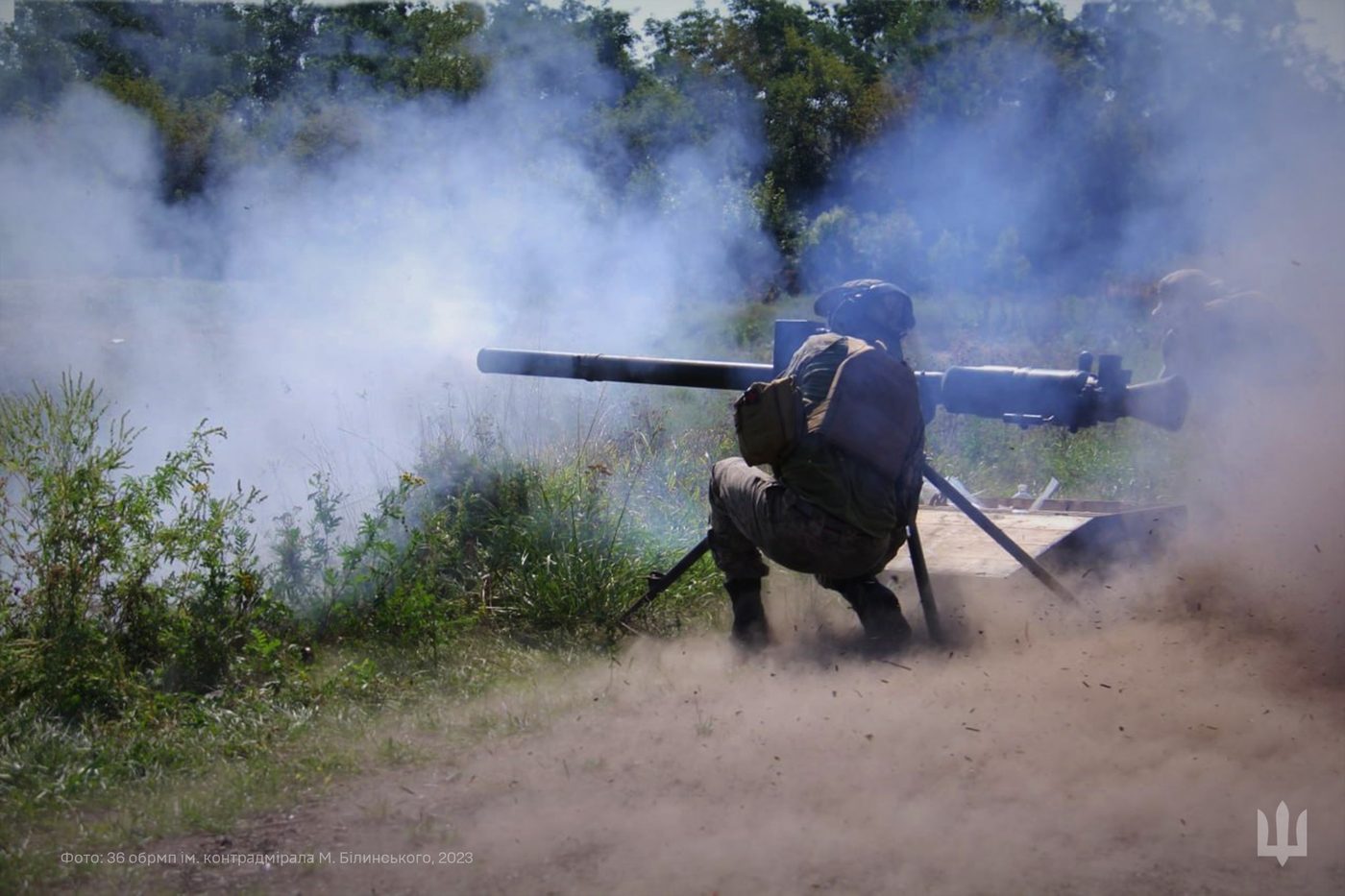 Морпіхи знищили ворожу вантажівку з боєкомплектом на Донеччині (ВІДЕО)