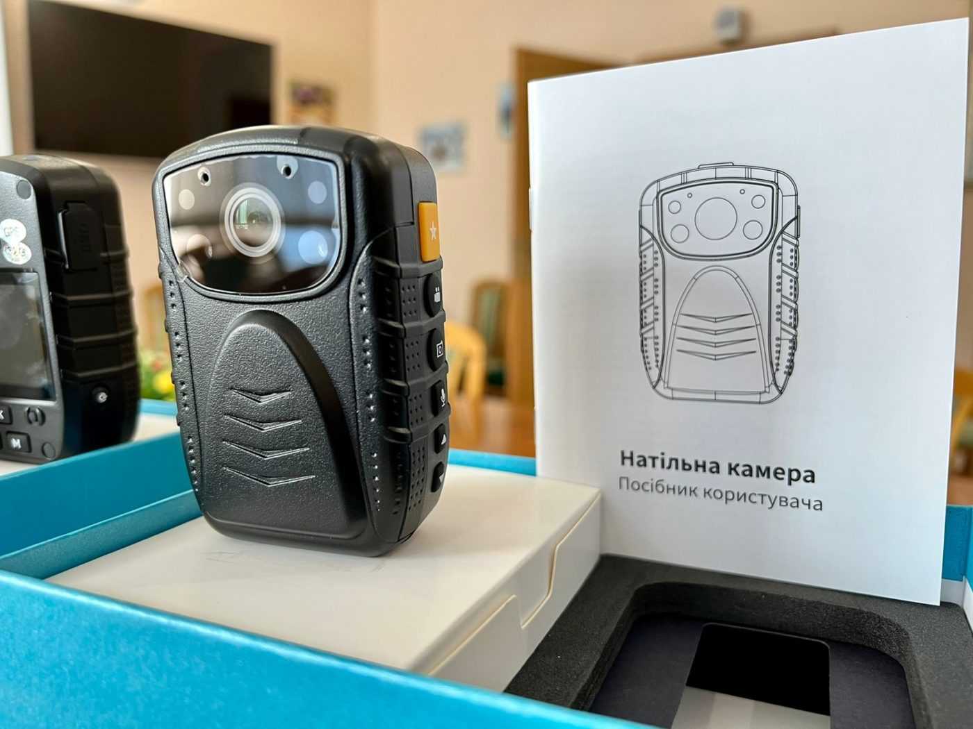 Прикордонники отримали технічні засоби відеоконтролю від благодійників