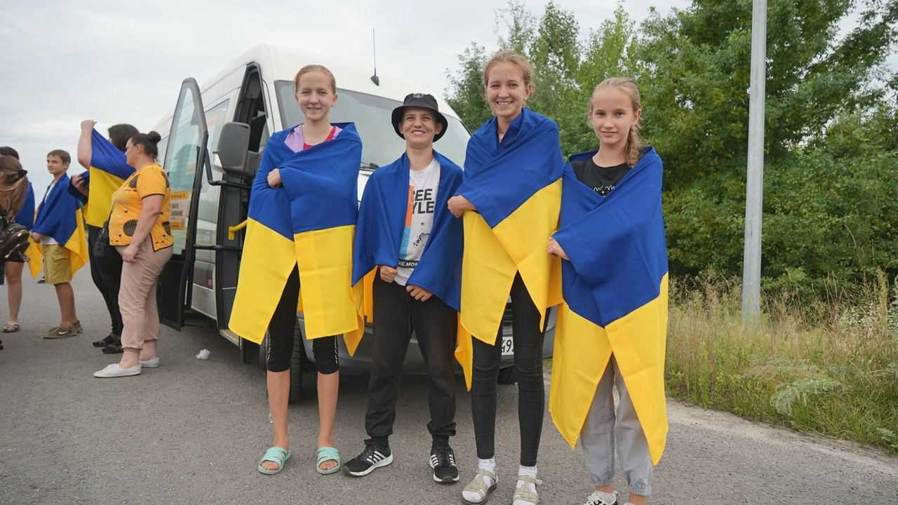 До України повернули ще 11 дітей, незаконно вивезених окупантами
