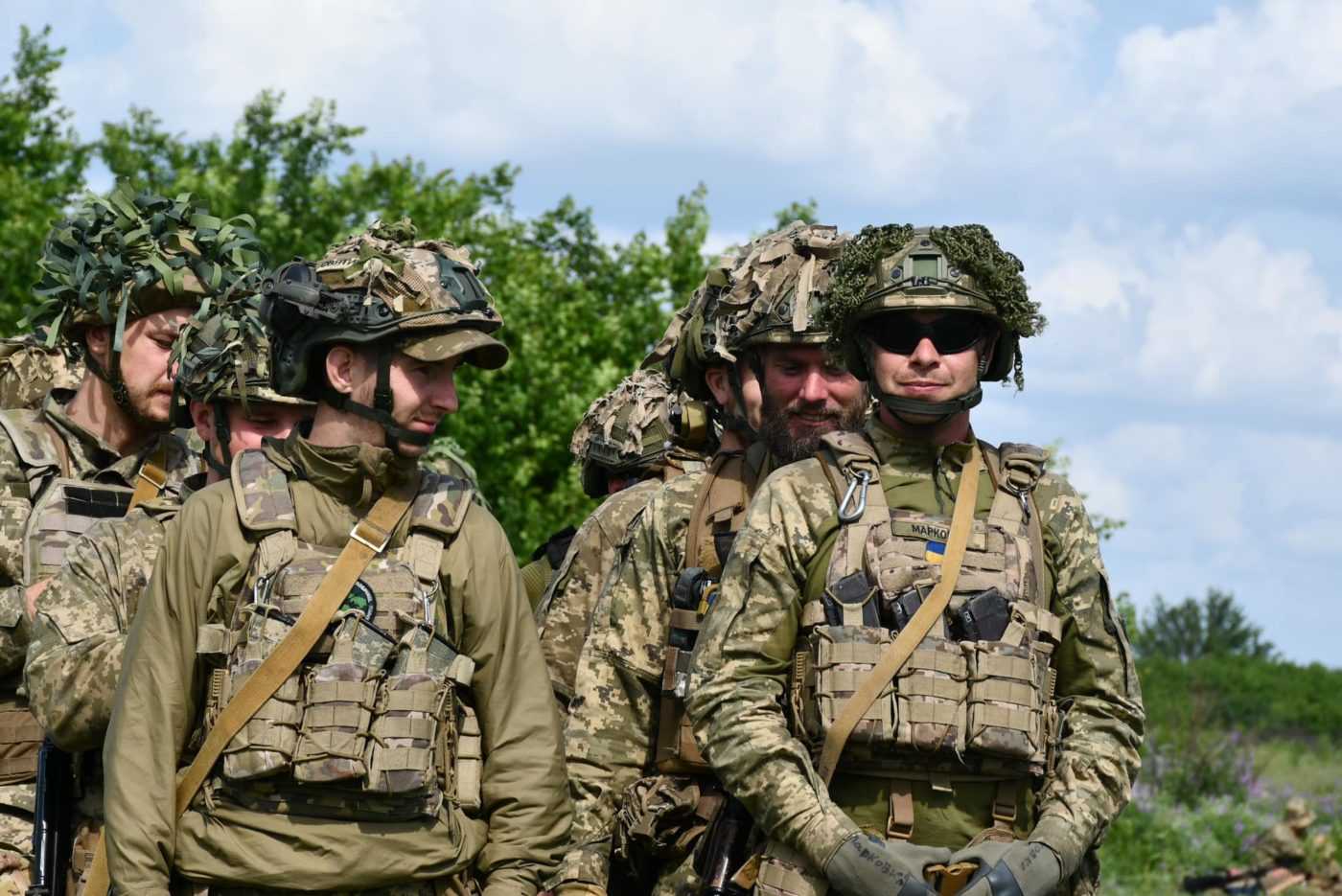 Ударний дрон ЗСУ знищив БМП росіян на Запоріжжі (ВІДЕО)