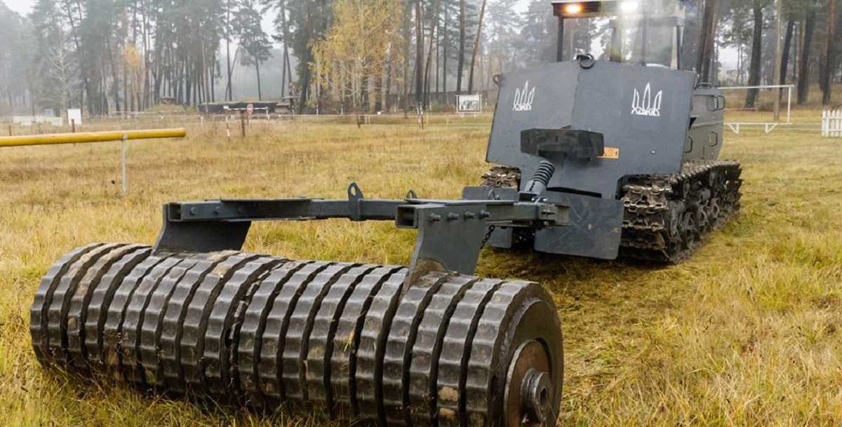 Харківщина отримала першу вітчизняну машину для підготовки ґрунту до розмінування