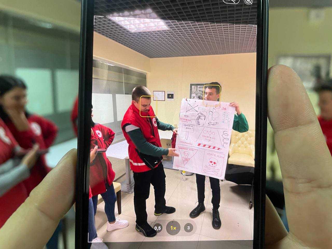 Червоний Хрест починає програму з мінної безпеки на Рівненщині