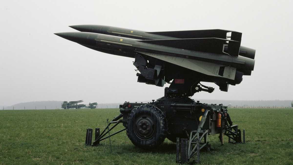 Іспанія передає Україні 6 пускових установок ЗРК Hawk