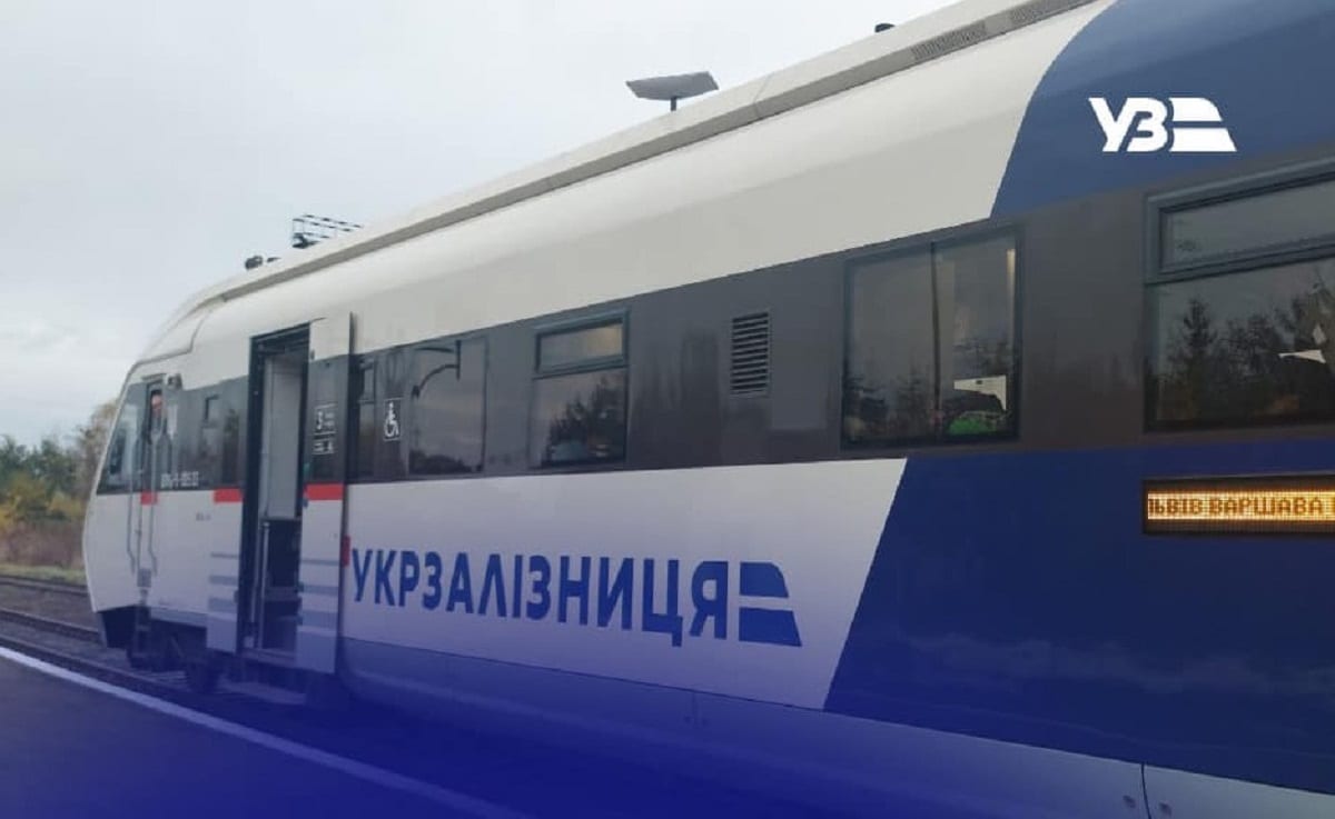 Укрзалізниця подовжує до Чернівців новий рейс «Варшава — Рава-Руська — Львів — Коломия»