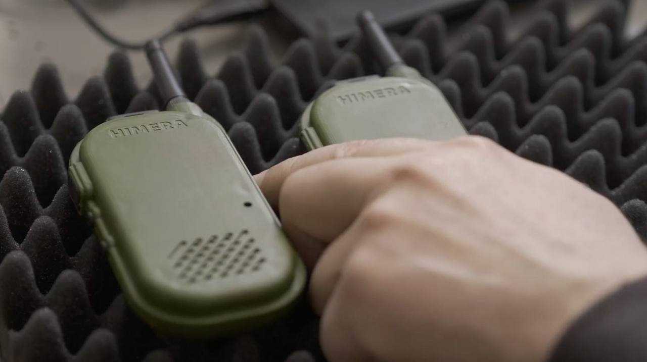 Українці створили рацію, яку не глушать РЕБ ворога