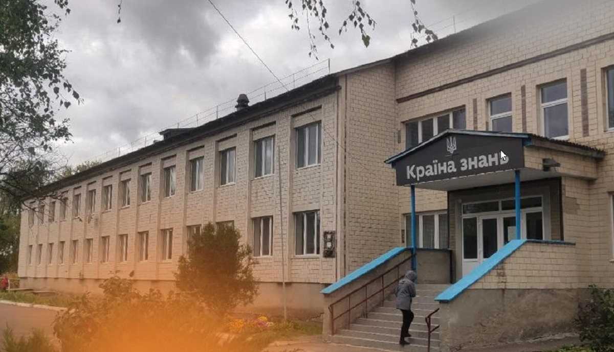 U-LEAD та волонтери відновили школу на Чернігівщині
