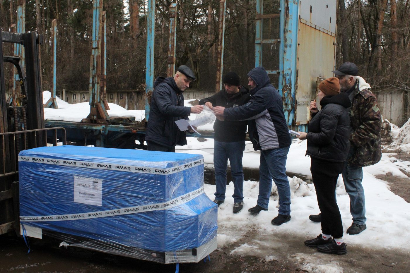 Латвія передала школам і дитсадкам Чернігівщини 32 генератори