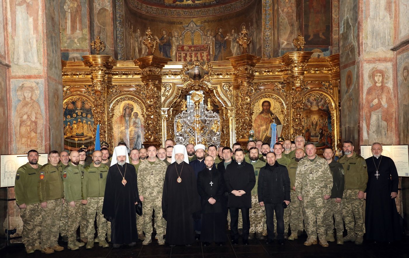 У Військовому інституті відбувся четвертий випуск капеланів для ЗСУ