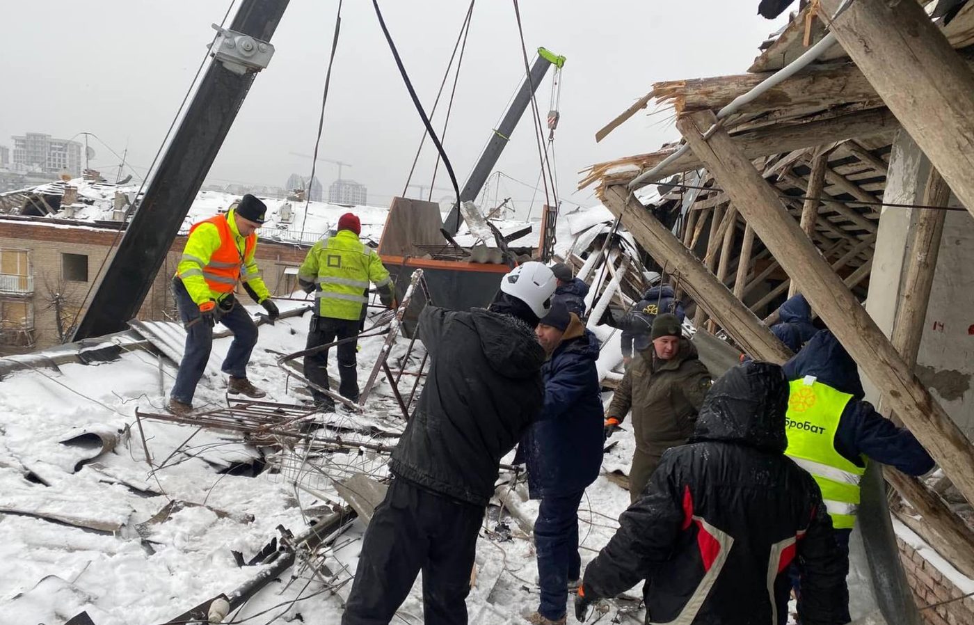 У Харкові волонтери відкрили безкоштовну школу будівельників