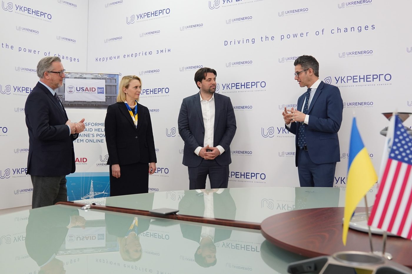 USAID передало «Укренерго» два високовольтні трансформатори