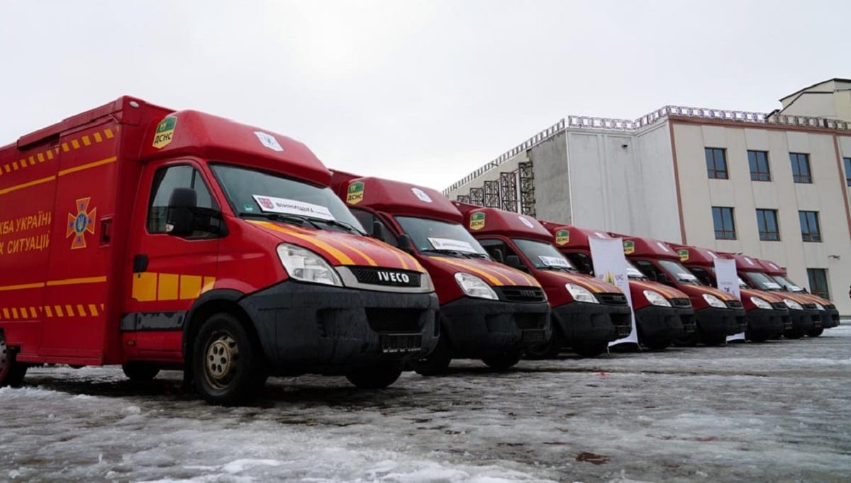 ДСНС отримала від благодійників 8 автотранспортних майстерень (ВІДЕО)