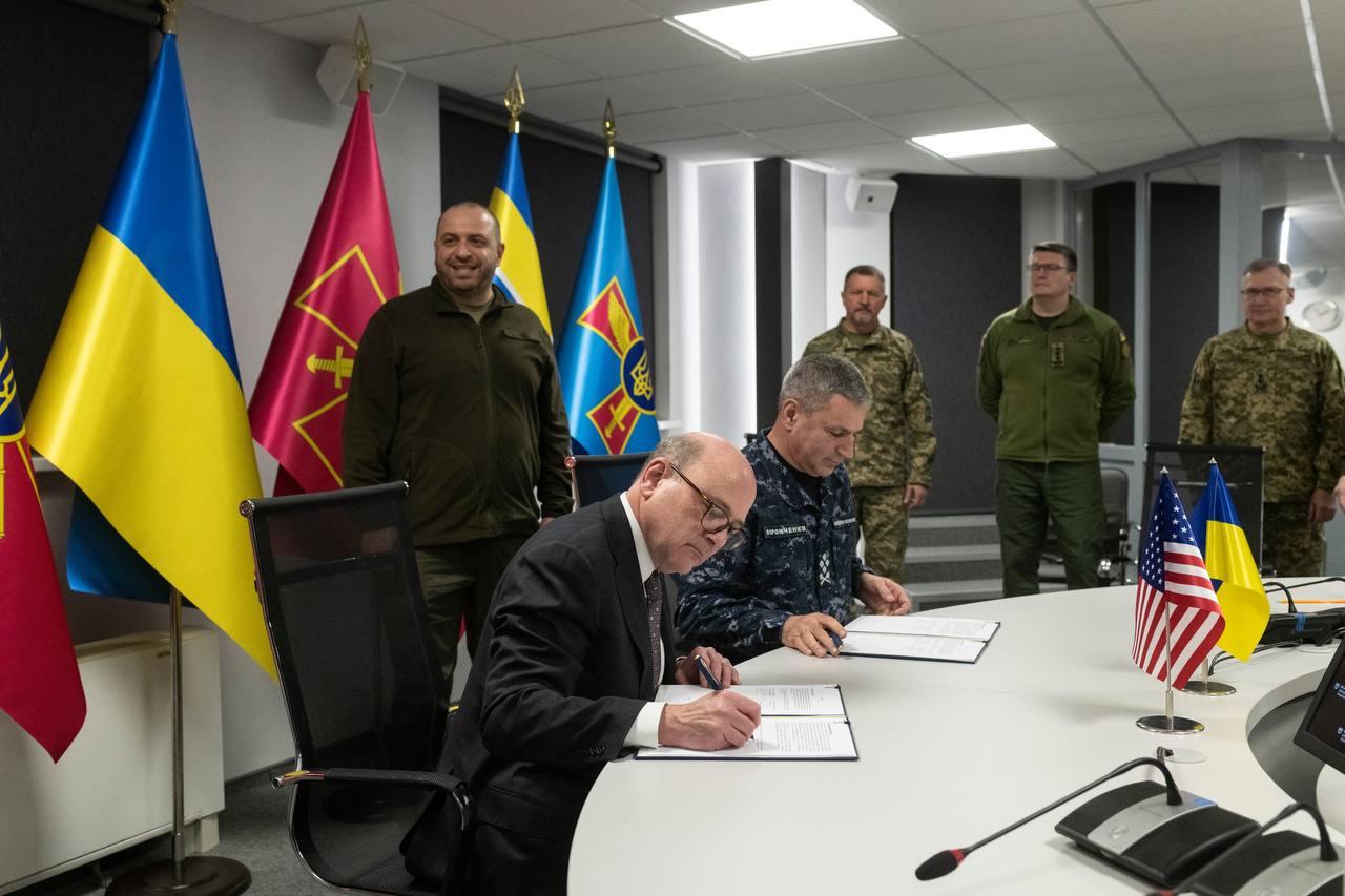 Україна та США підписали угоду про контроль за використанням міжнародної допомоги