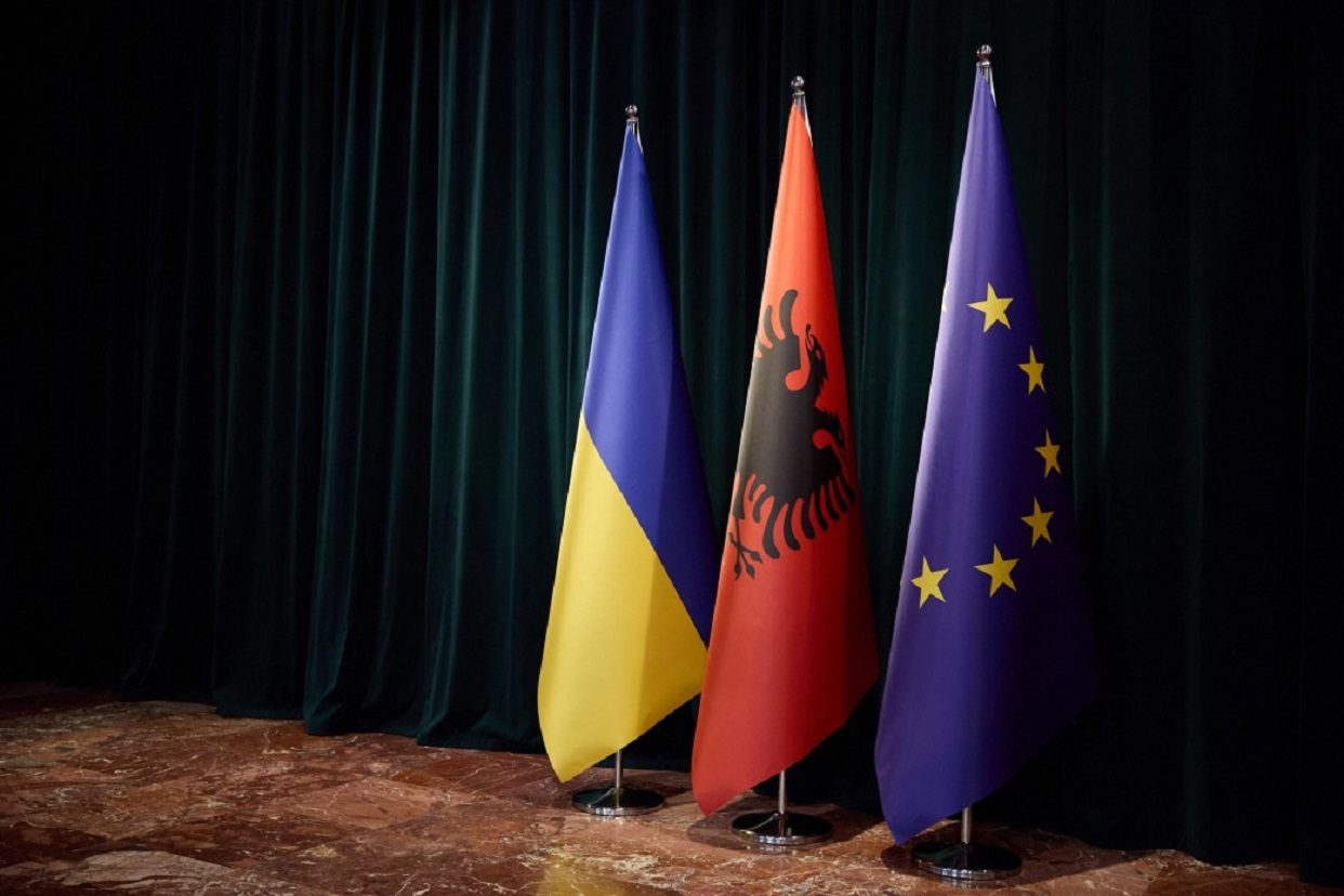 Албанія підписала з Україною договір про дружбу та співробітництво