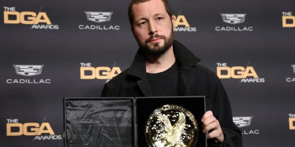 Український режисер Мстислав Чернов отримав премію Гільдії режисерів США за стрічку «20 днів у Маріуполі»