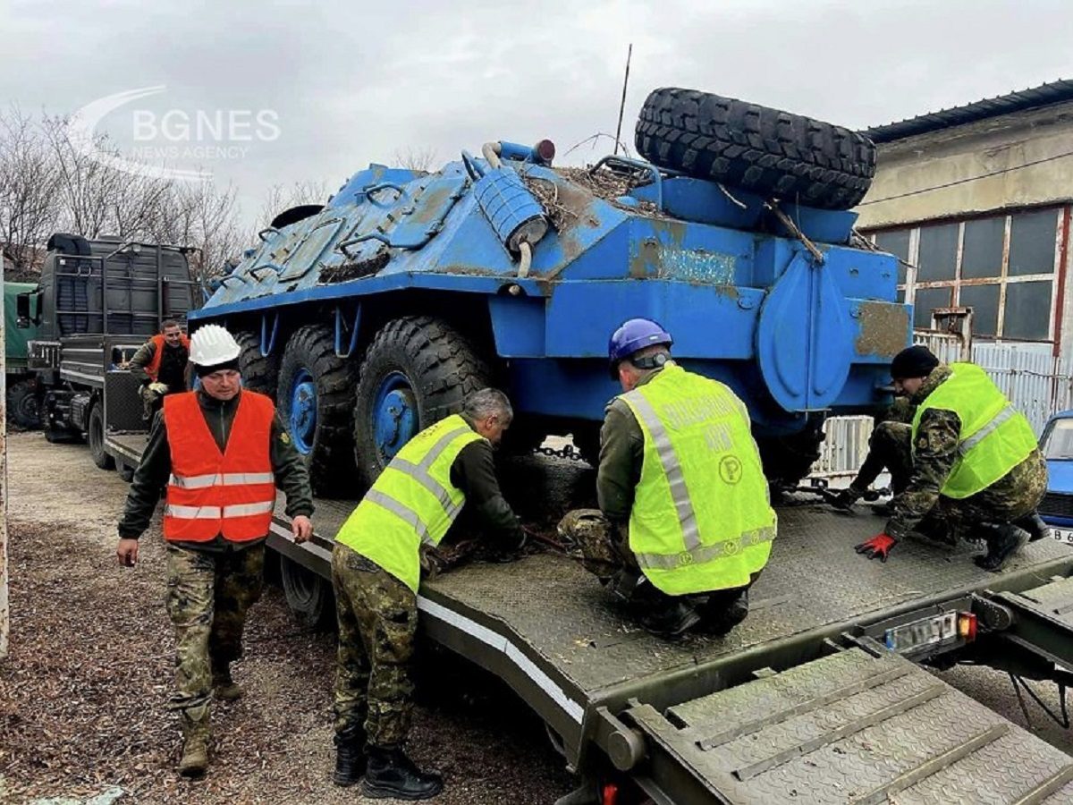 Болгарія розпочала відправляти сотню бронетранспортерів для України