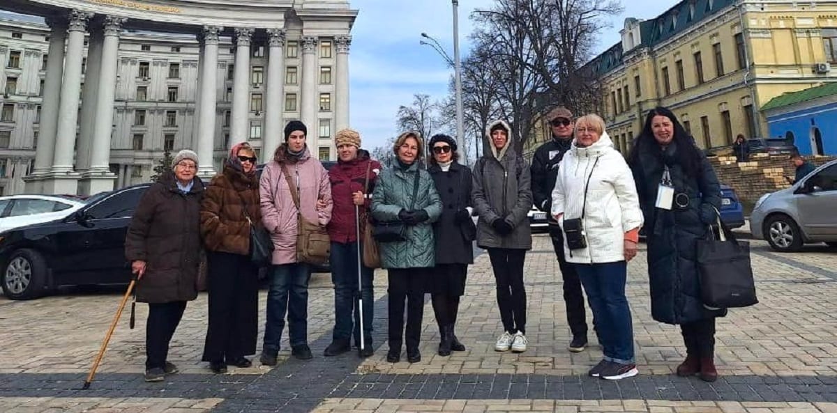 У Києві почали проводити екскурсії для людей з порушеннями зору
