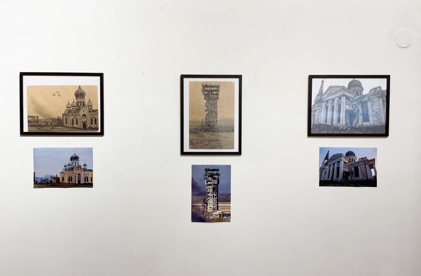 В Києво-Печерській лаврі відкрили виставку картин та фотографій