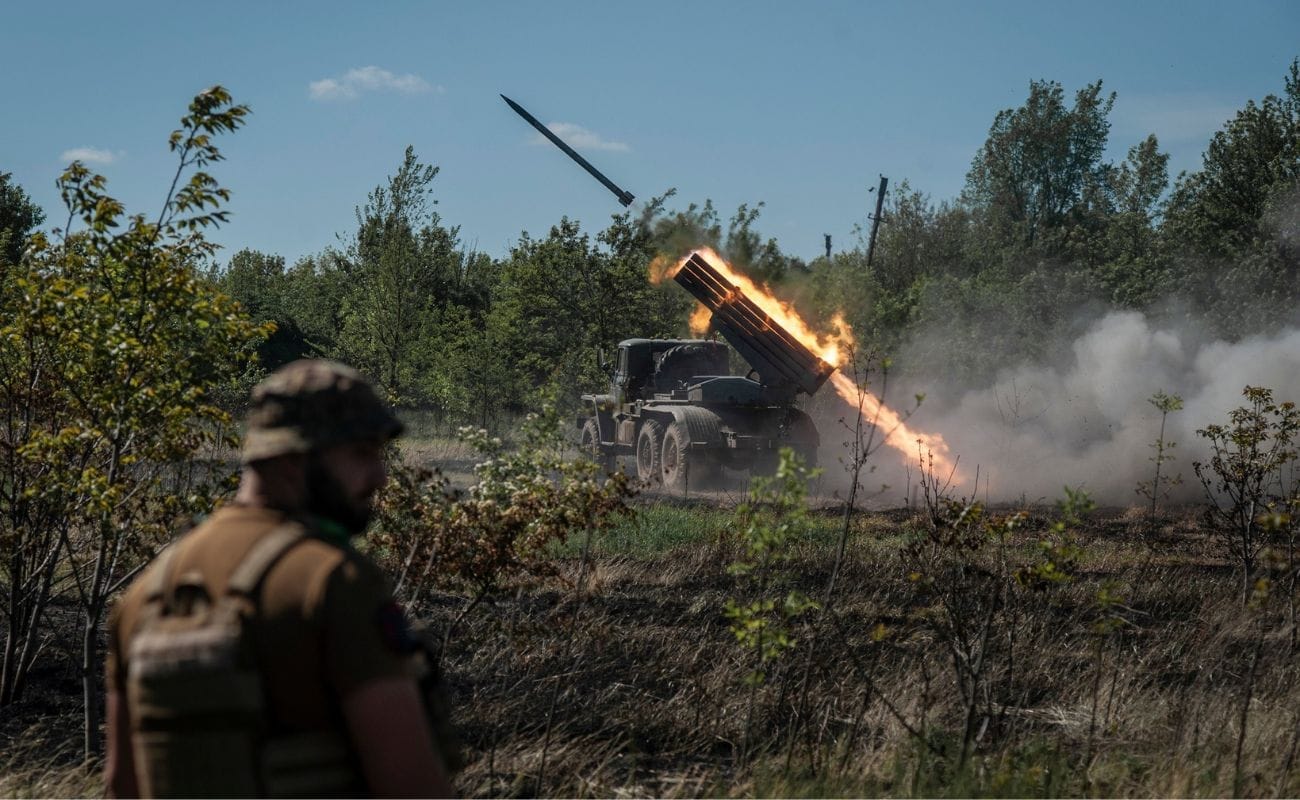 10 гармат та 19 одиниць авто-бронетехніки: оборонці півдня поділилися блискучою роботою
