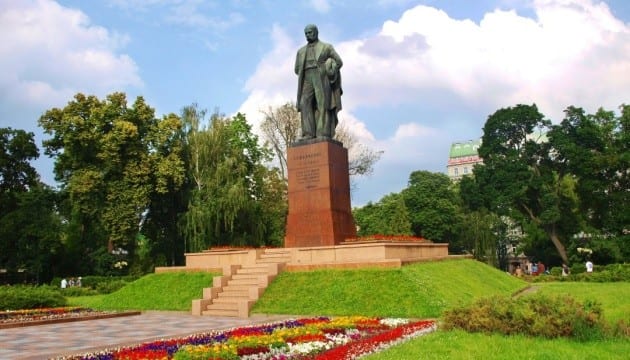 У київському парку Шевченка понад 100 музикантів та артистів покажуть шоу «Файний Франко Ф’южн»