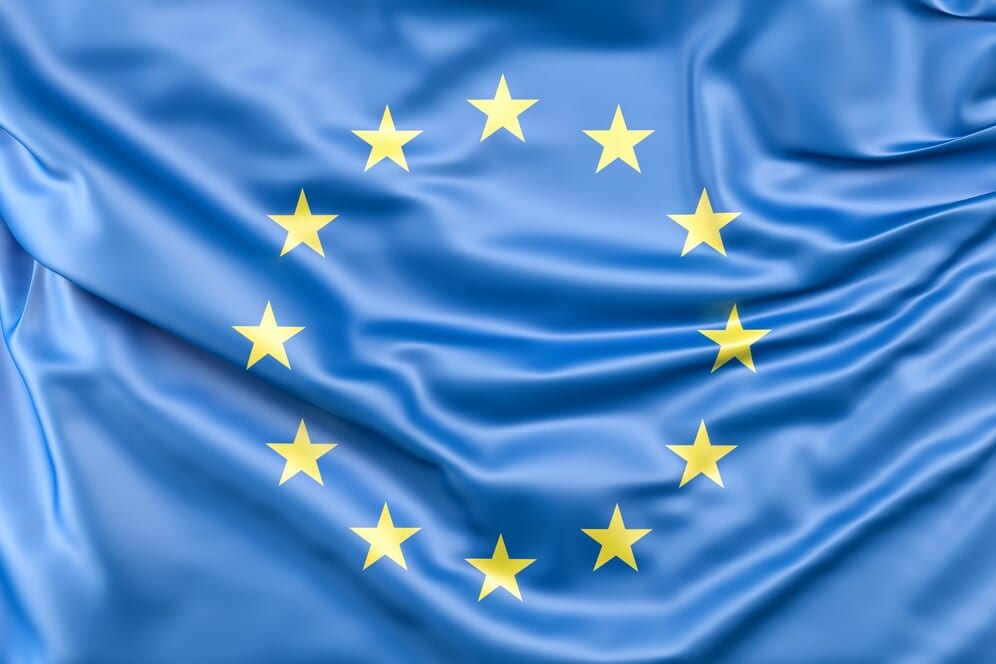 Стало відомо, скільки відсотків українців відчувають себе європейцями