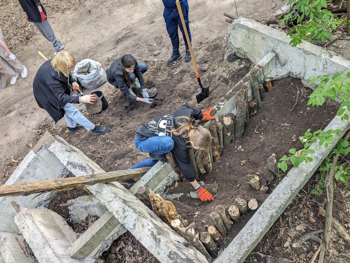 Киян запрошують на толоку для облаштування дзен-парку на Подолі: як долучитися