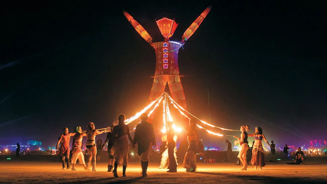 Українська сирена лунатиме на фестивалі Burning Man синхронно з повітряною тривогою в Україні
