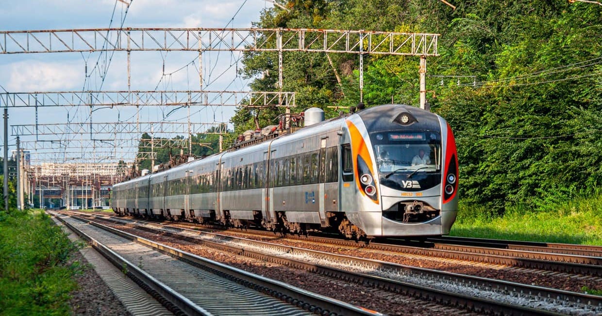 500 тисяч пасажирів та 2,5 терабайти трафіку: в Укрзалізниці підсумували роботу Wi-Fi у потягах