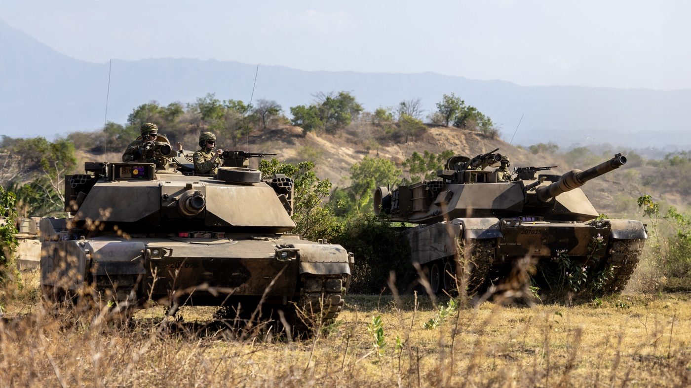 Австралія передасть Україні 49 танків Abrams: деталі