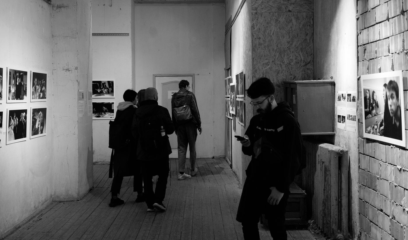 «Починати працювати з пам’яттю потрібно вже зараз»: як українці вшановують загиблих і фіксують досвід війни