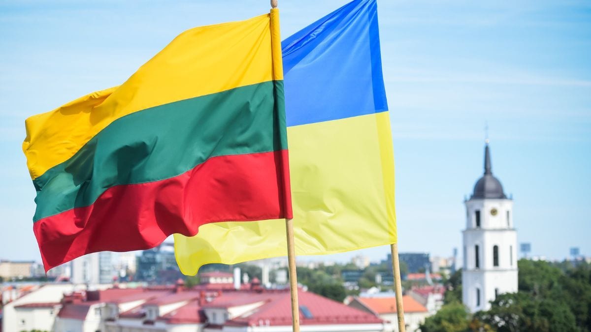 Литва передала нову партію військової допомоги Україні для зимових умов