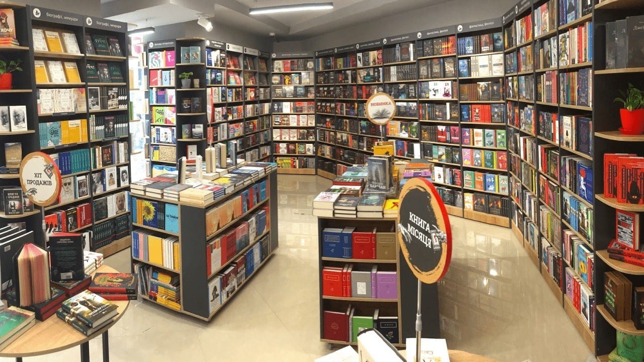 На Центральному вокзалі Києва відкриється «Книгарня “Є”»: нова локація для мандрівників і книголюбів
