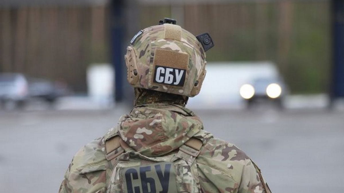 СБУ запустила чатбот для викриття вербувальників паліїв авто військових