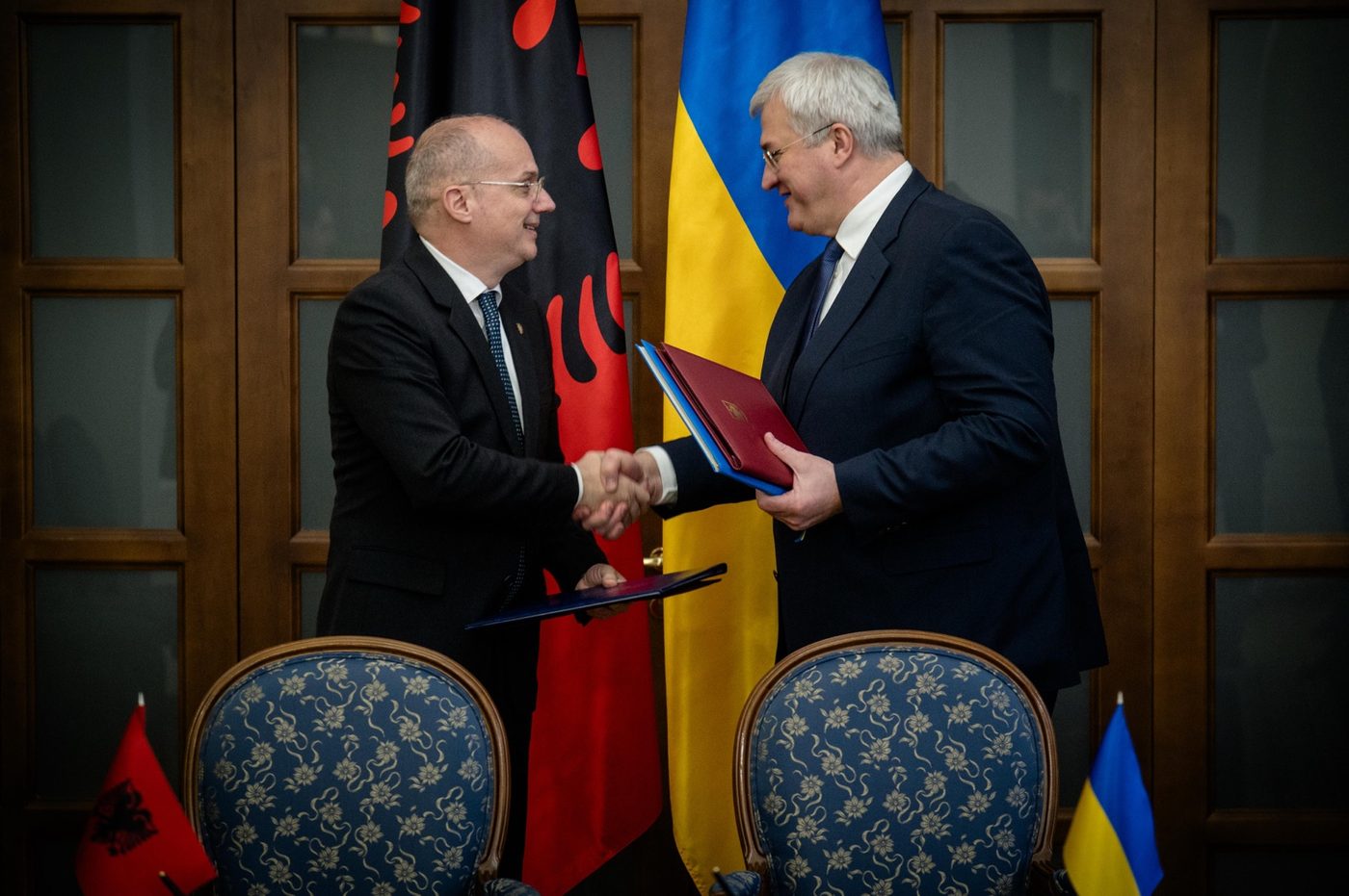 У Києві відкрили перше нове посольство під час повномасштабної війни