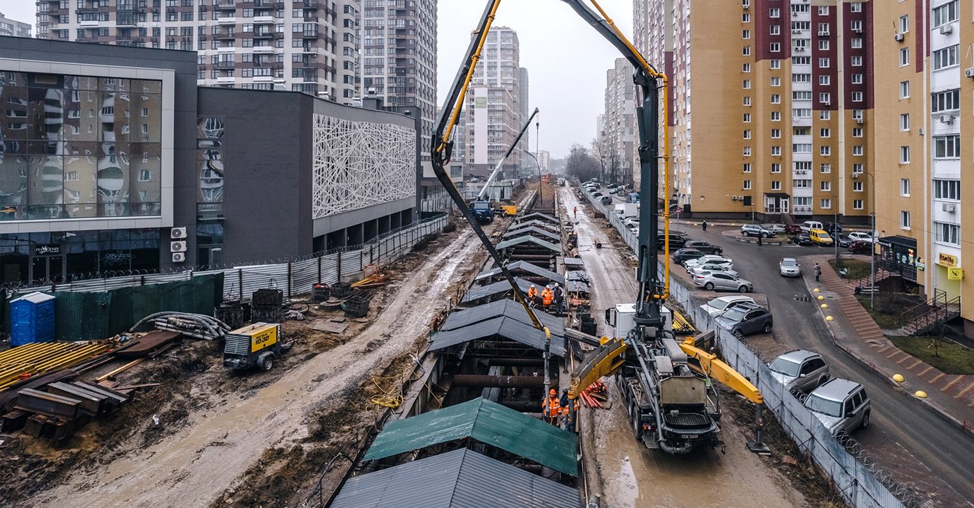 На будівництві метро у Києві закладають котлован станції «Мостицька» (ФОТО)