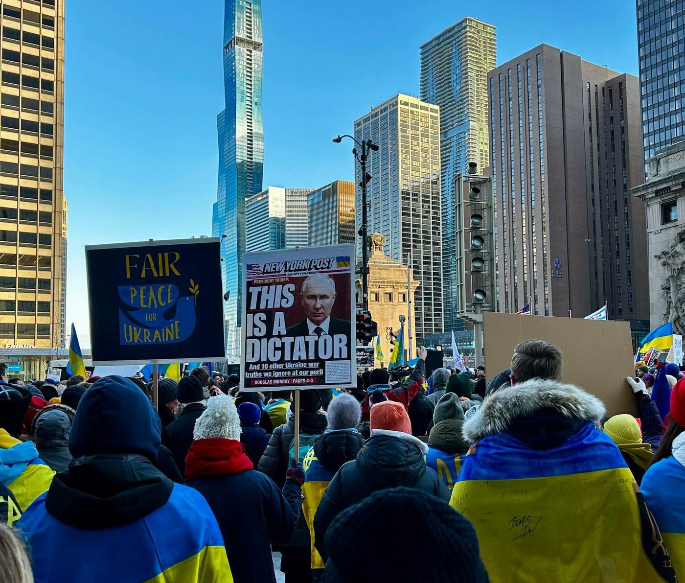Україна — не сама: як люди з усього світу підтримали нас у третю річницю великої війни
