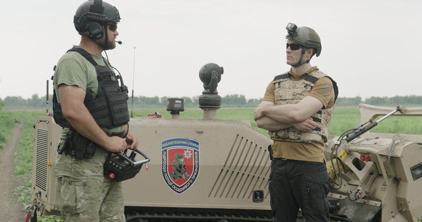«Без права на помилку»: в Україні вийшов трейлер про вибухотехніків поліції (ВІДЕО)