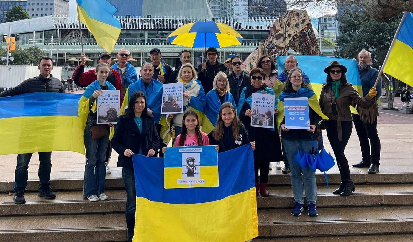 Українці по всьому світу вийшли на акції заради дітей, яких викрала росія (ФОТО)