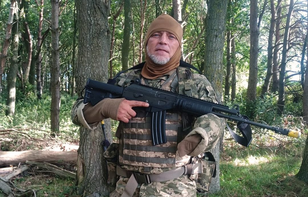 Сержант ЗСУ після ампутації руки проходить навчання для командирів у Великій Британії