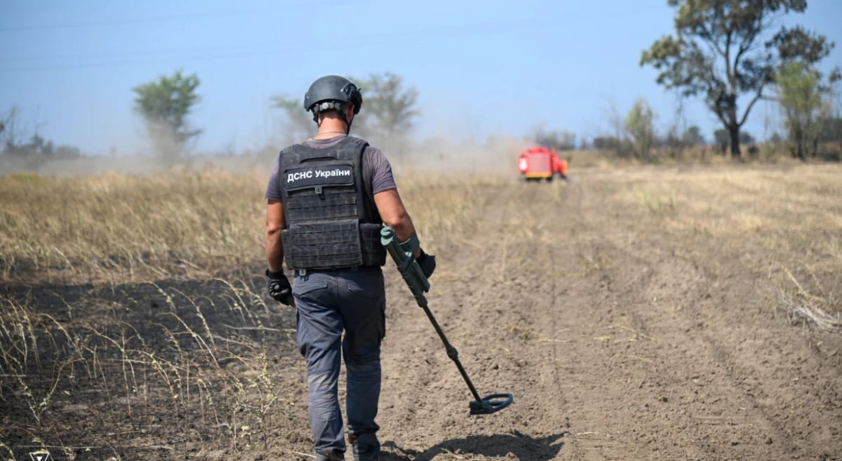На Харківщині розмінували рекордну ділянку агроземель
