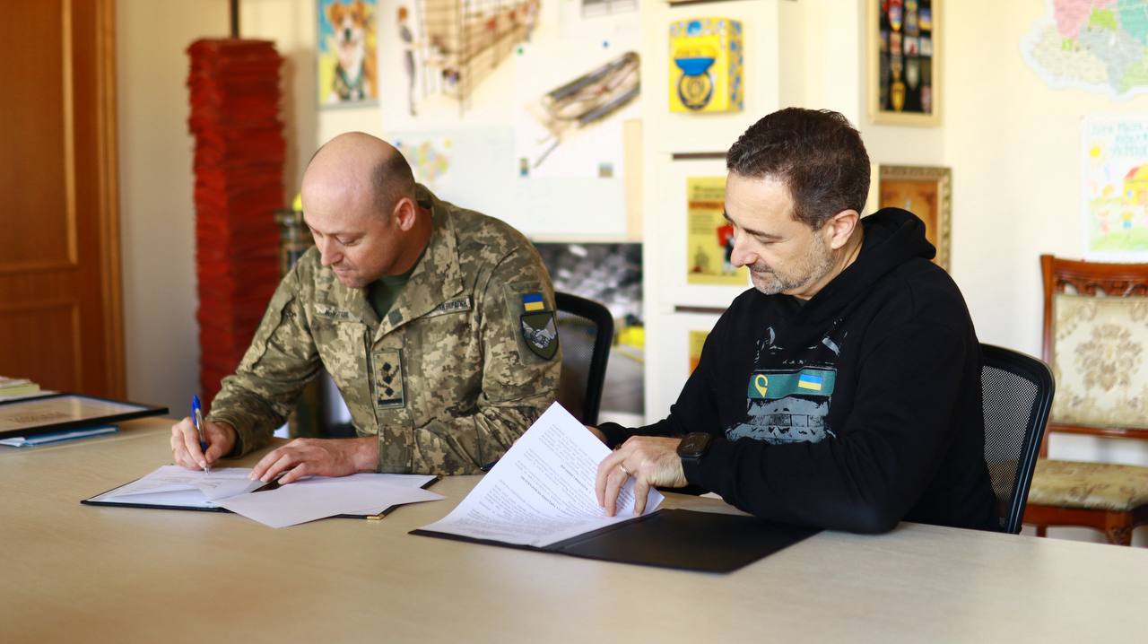 «Укрпошта» безкоштовно доставлятиме родинам полеглих захисників їхні речі