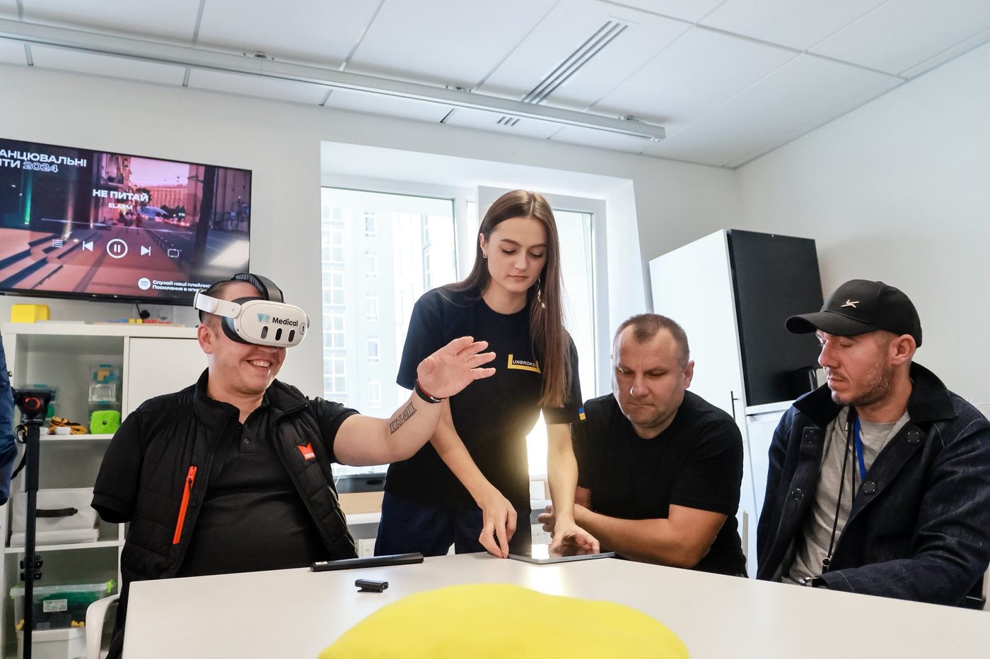 «Зійти на Еверест»: у Львові презентували VR-реабілітацію для захисників