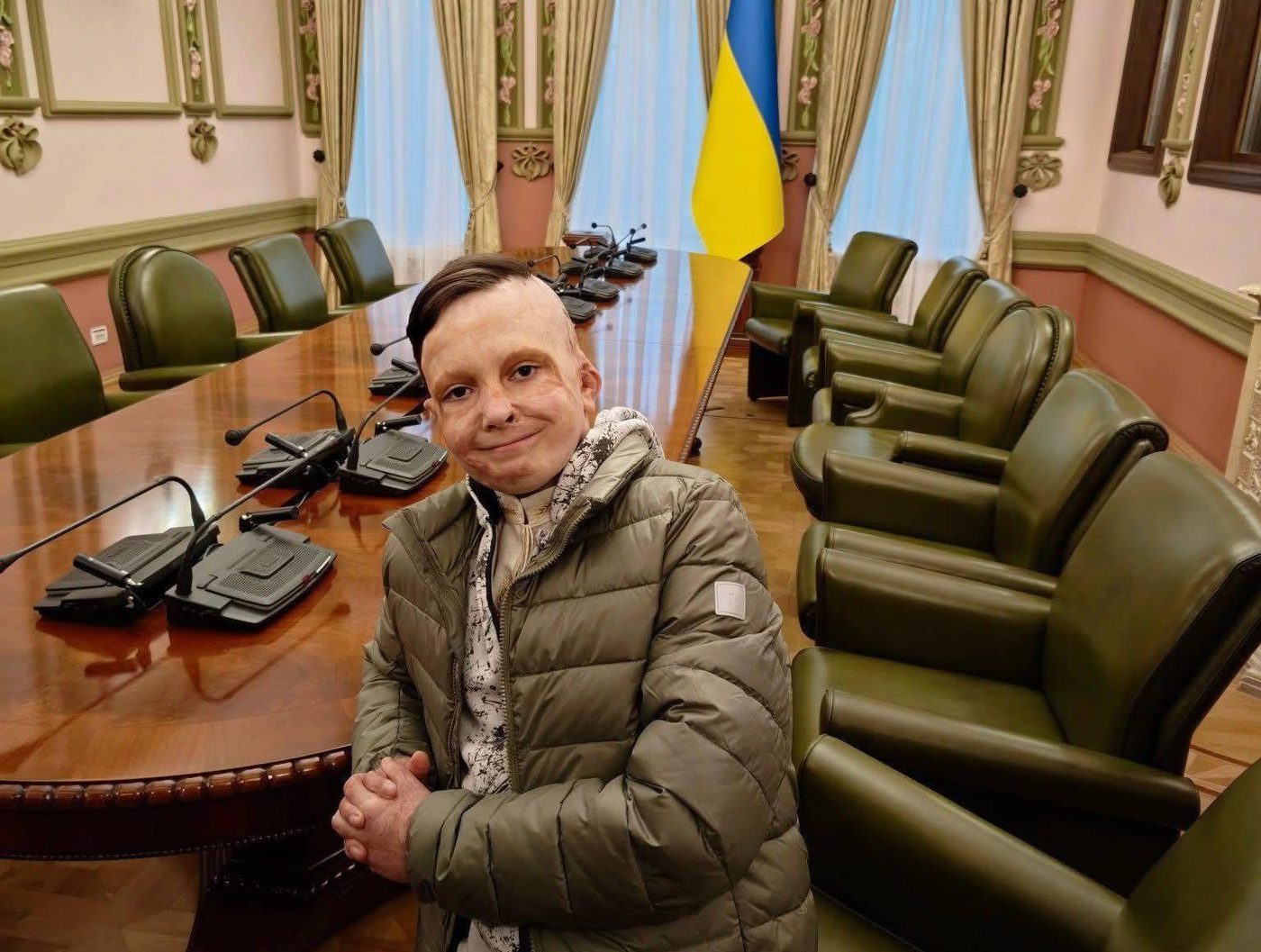 Роман Олексів отримав відзнаку «Майбутнє України». Після російської атаки школяр пережив 35 операцій