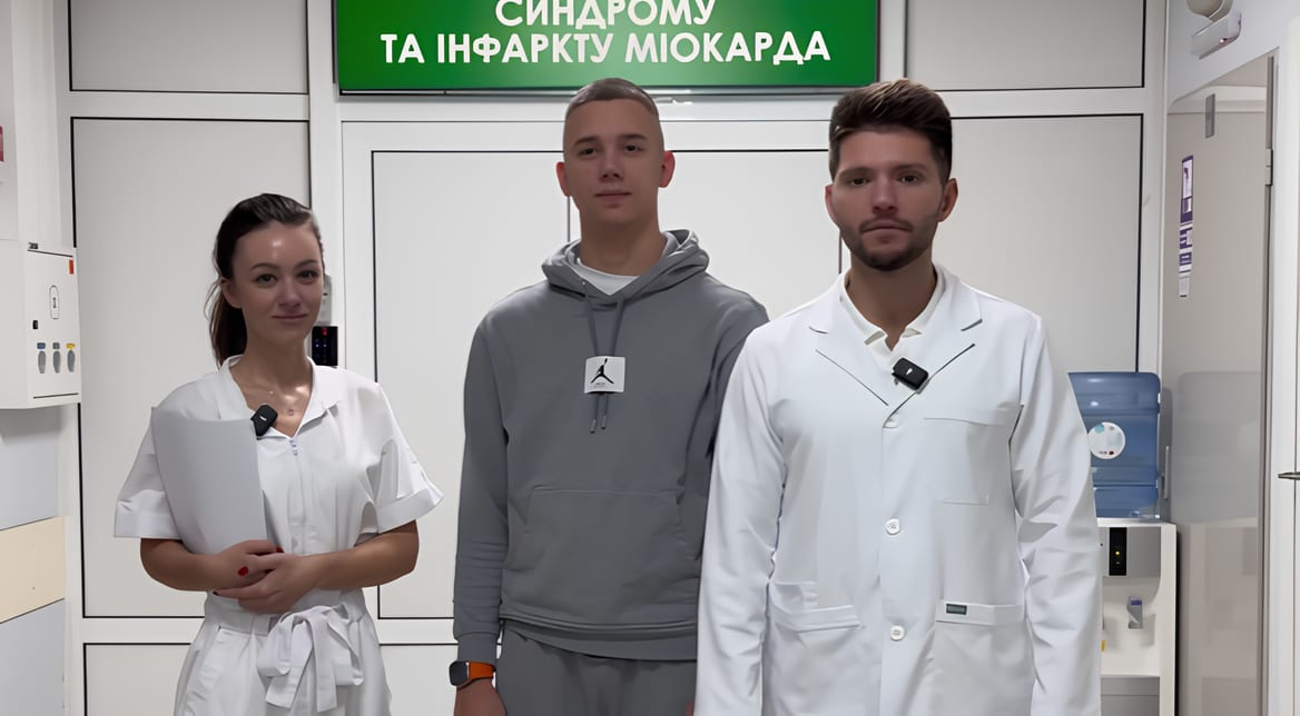 У Києві успішно прооперували серце юнака через мінімальний розріз