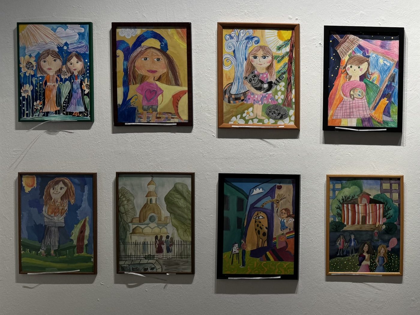 Малюнки дітей з Ізюма представили на виставці в Німеччині