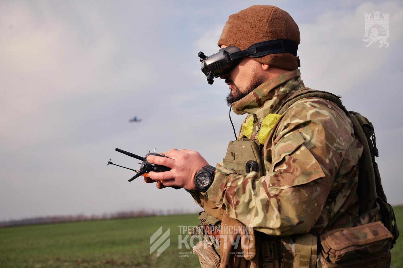 Військові півтора місяця утримували позицію наземним дроном замість піхоти (ВІДЕО)
